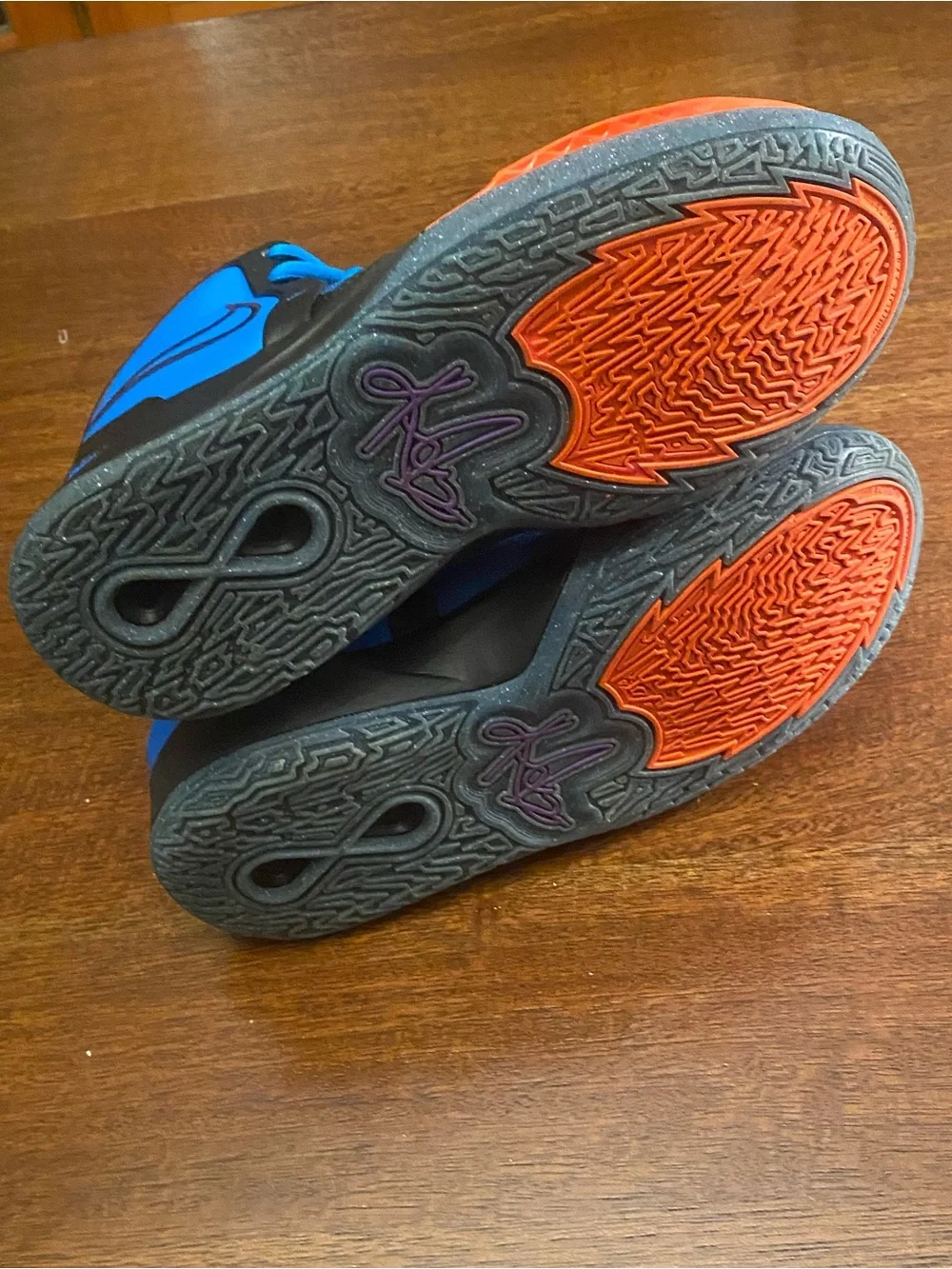 Nike Kyrie Youth 7Y Basketball Mid Top Sneakers Blue Black Orange DM3894-410